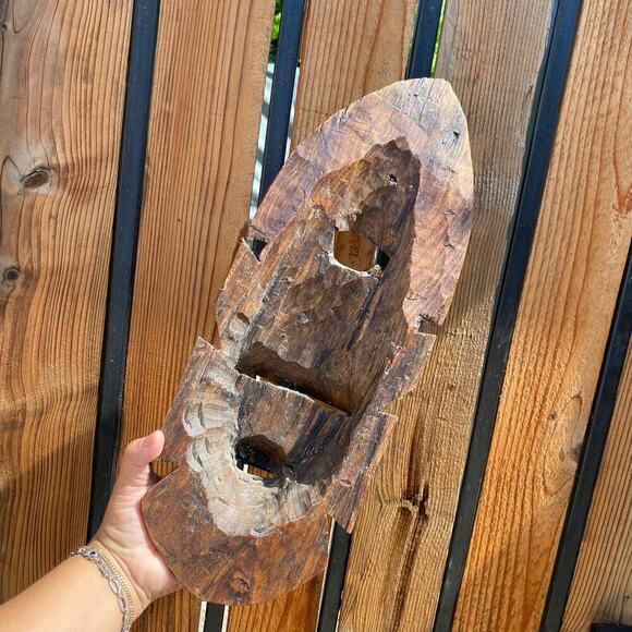 African Wood Craved Mask 17 1/2in - Picture 4 of 5